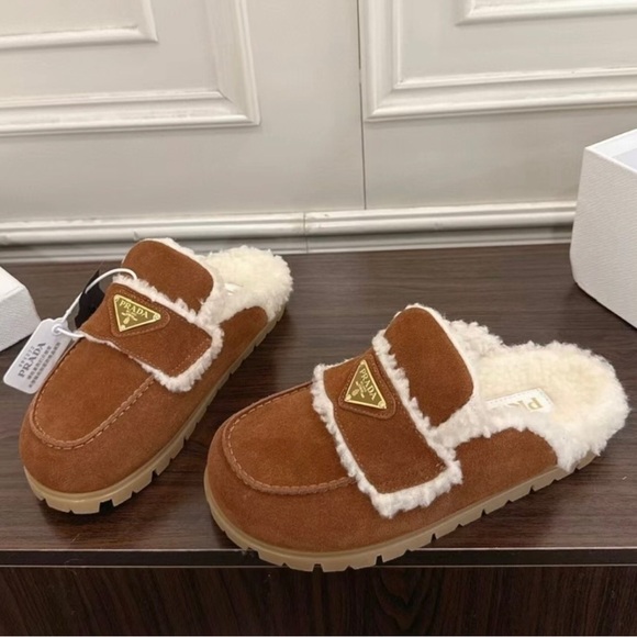 Prada Women's Brown Shearling Slippers - Picture 3 of 4